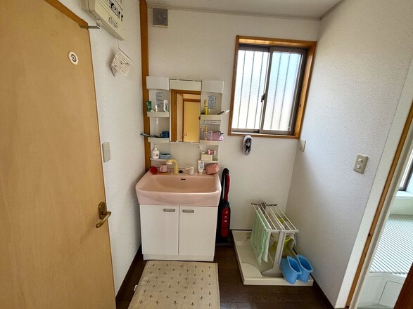 守子坂別荘地 那須街道近く【築浅の平屋建】【公営水道】