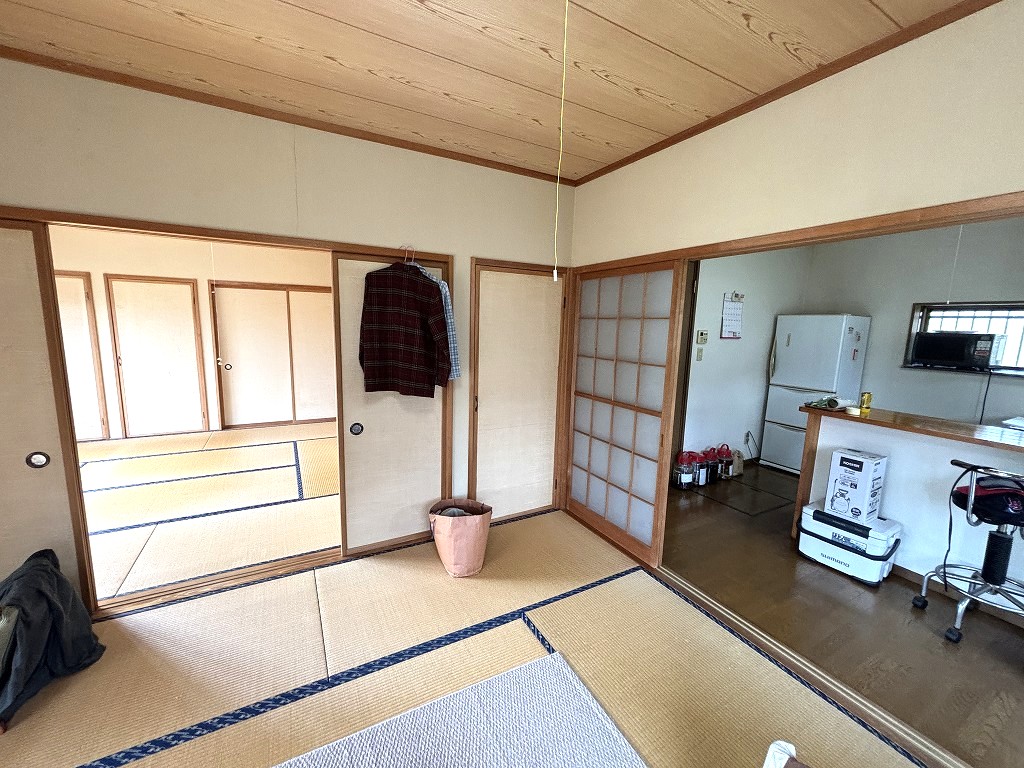 沼野井　余笹川・黒川の河川敷に近く　希少な立地【平屋建て】【家庭菜園】